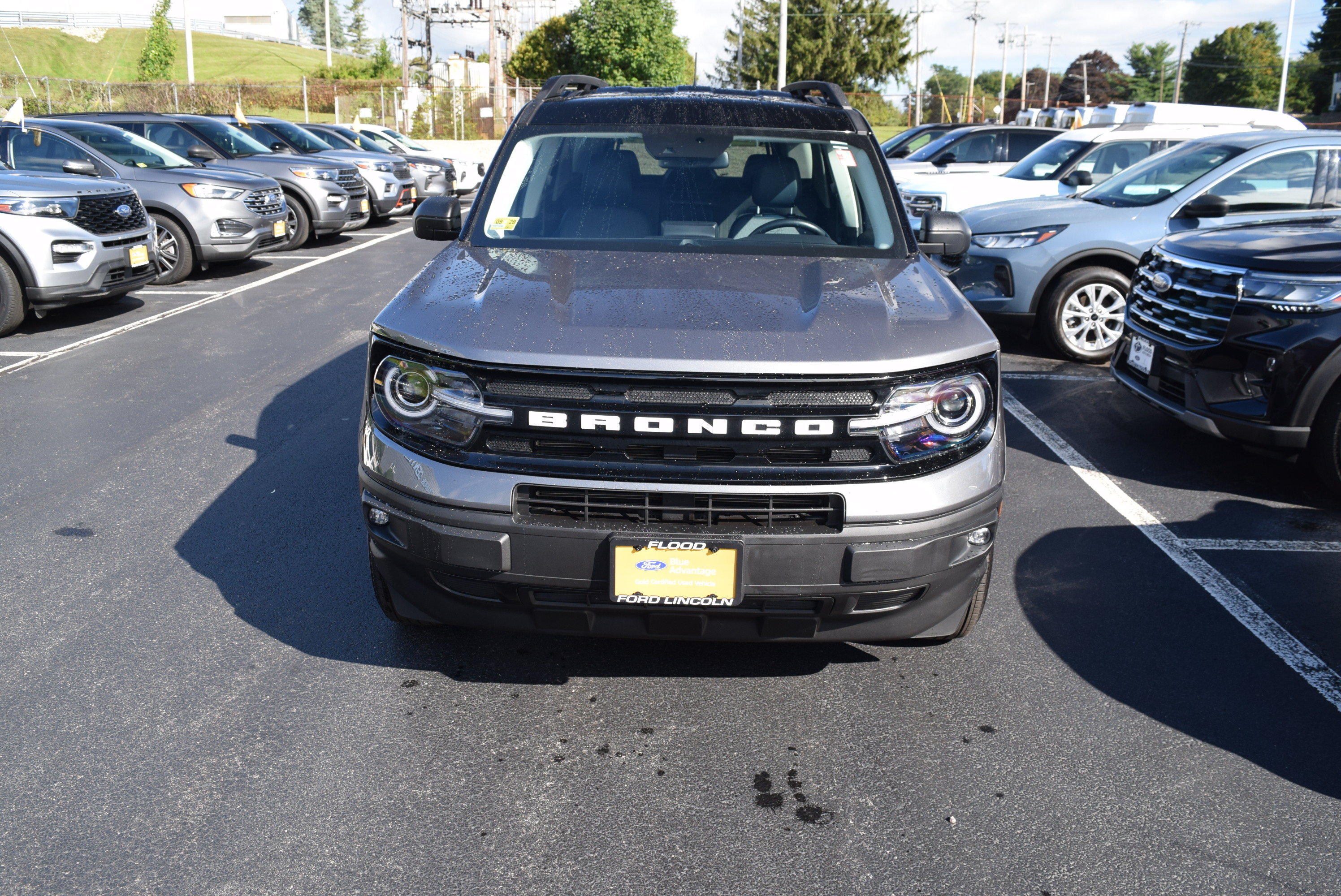 Certified 2023 Ford Bronco Sport Outer Banks AWD/4WD image 2