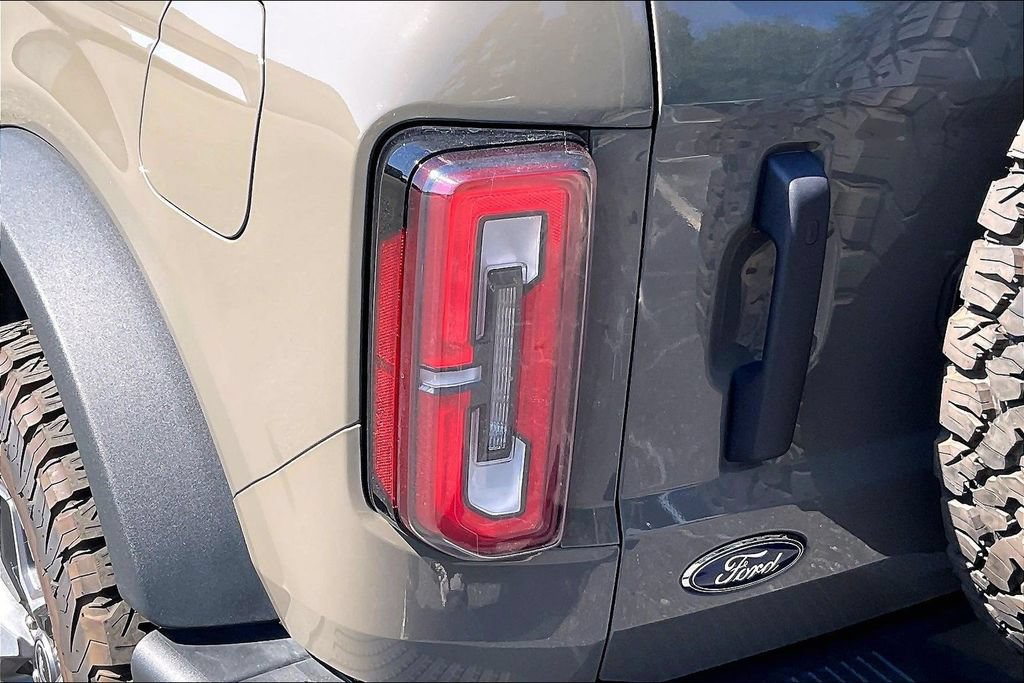 Certified 2025 Ford Bronco Badlands AWD/4WD image 29
