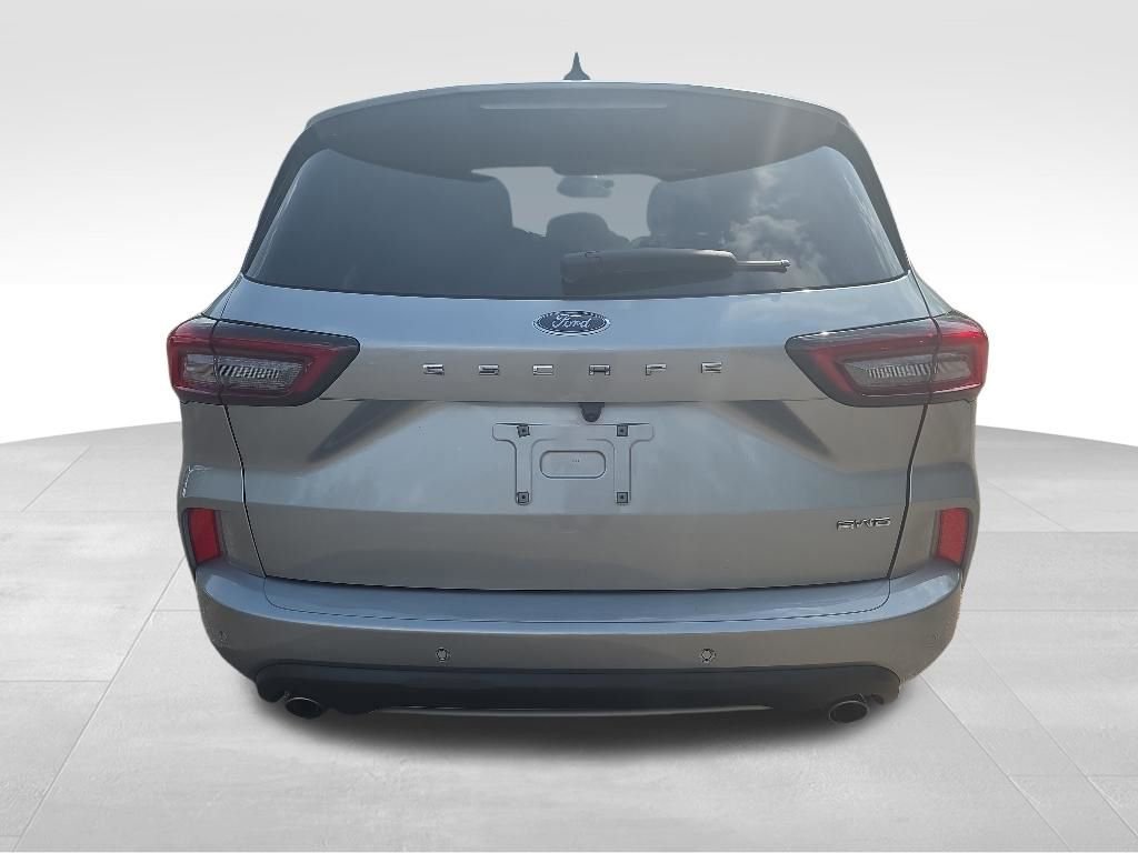 Certified 2023 Ford Escape ST-Line w/ Tech Pack #1 AWD/4WD image 7