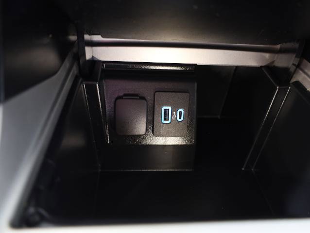 Certified 2023 Ford Explorer XLT w/ Equipment Group 202A image 32