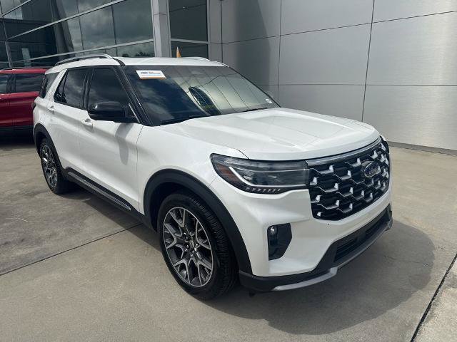 Certified 2025 Ford Explorer Platinum w/ Ultimate Package RWD image 1