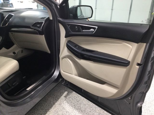 Certified 2022 Ford Edge Titanium w/ Equipment Group 301A image 20