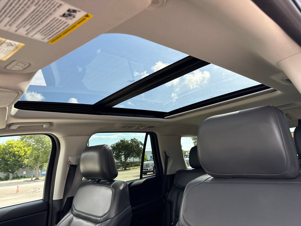 Certified 2025 Ford Expedition Active RWD image 9