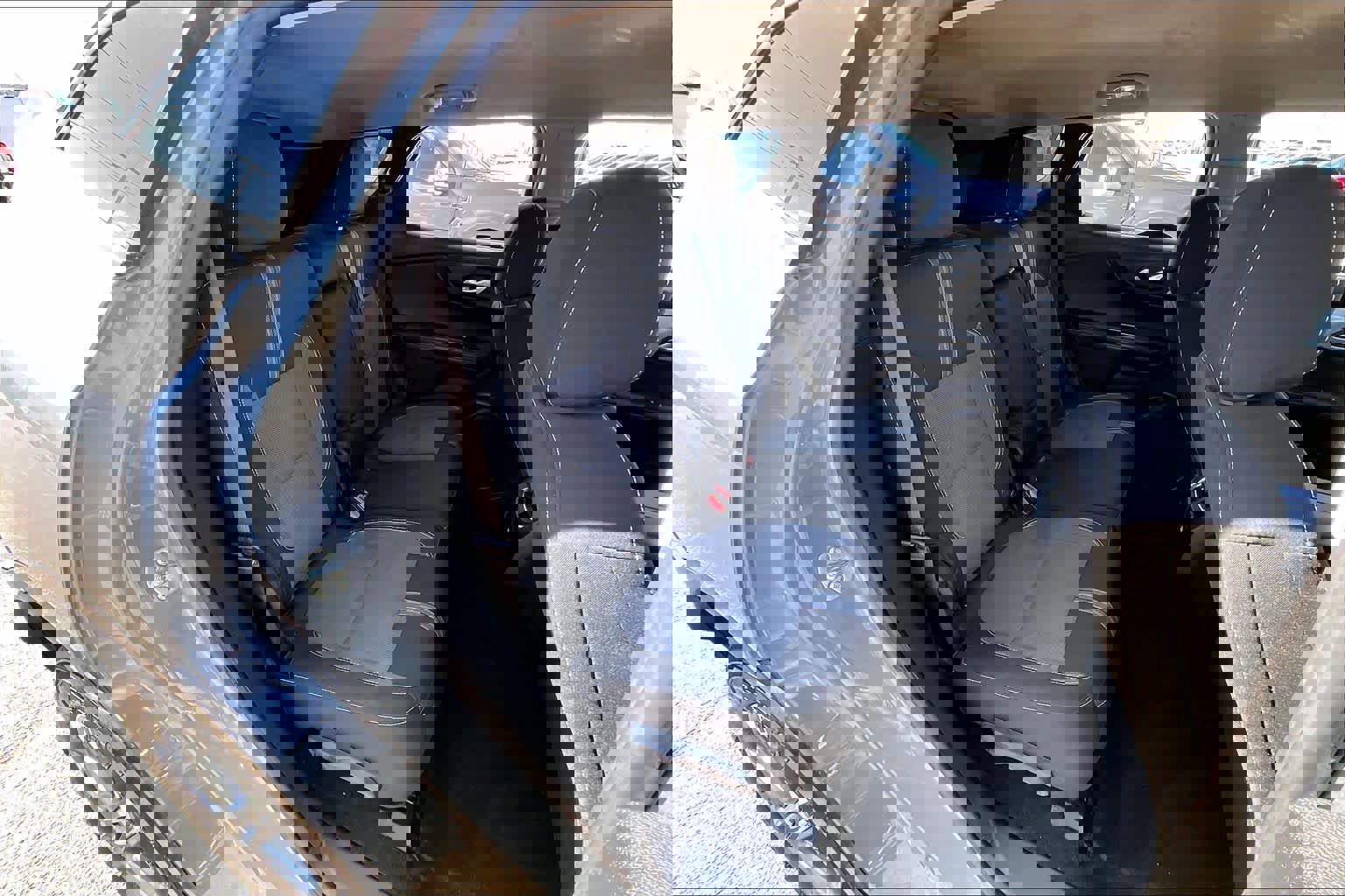 Used 2025 Chevrolet Blazer LT image 19