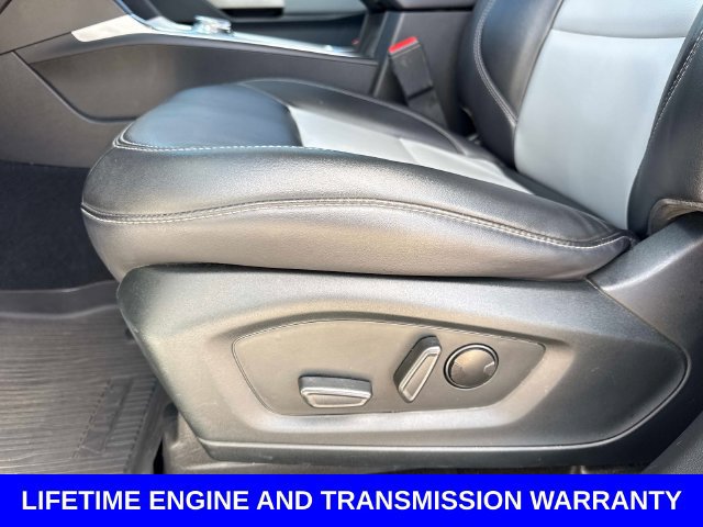 Certified 2022 Ford Explorer XLT w/ Equipment Group 202A RWD image 22