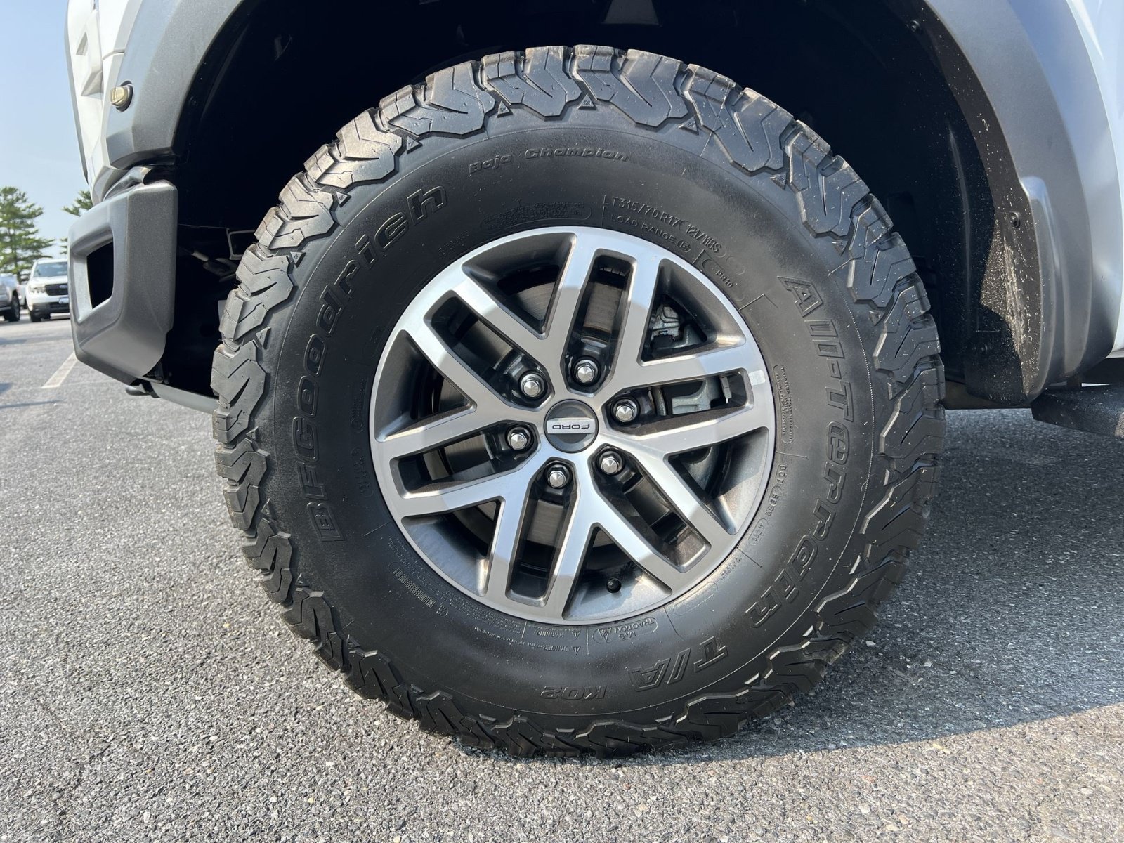 Certified 2018 Ford F150 Raptor w/ Equipment Group 802A Luxury AWD/4WD image 12