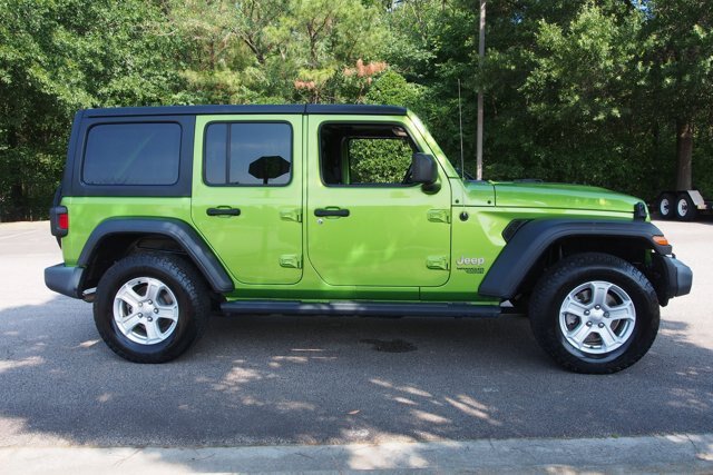 Used 2018 Jeep Wrangler Unlimited Sport S AWD/4WD image 8