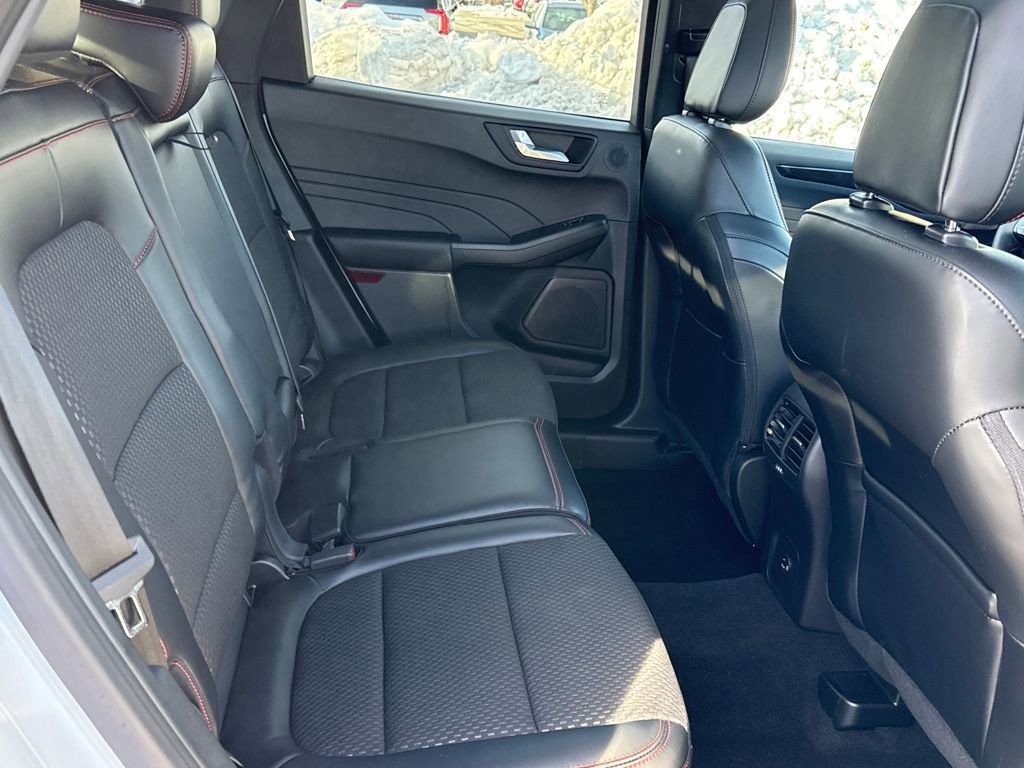 Certified 2023 Ford Escape ST-Line Select w/ Tech Pack #2 image 10