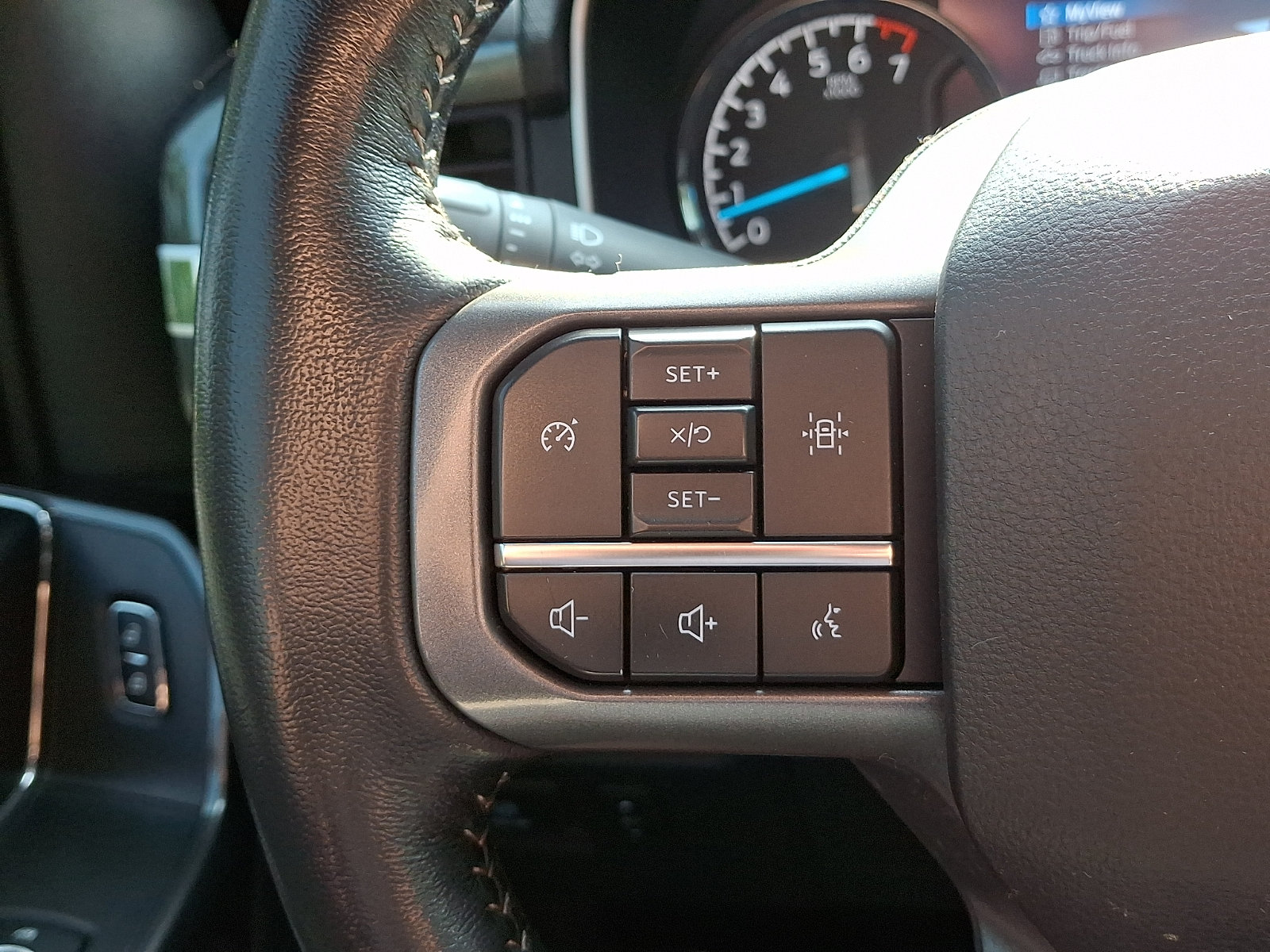 Certified 2022 Ford F150 XLT w/ Equipment Group 302A High AWD/4WD image 21