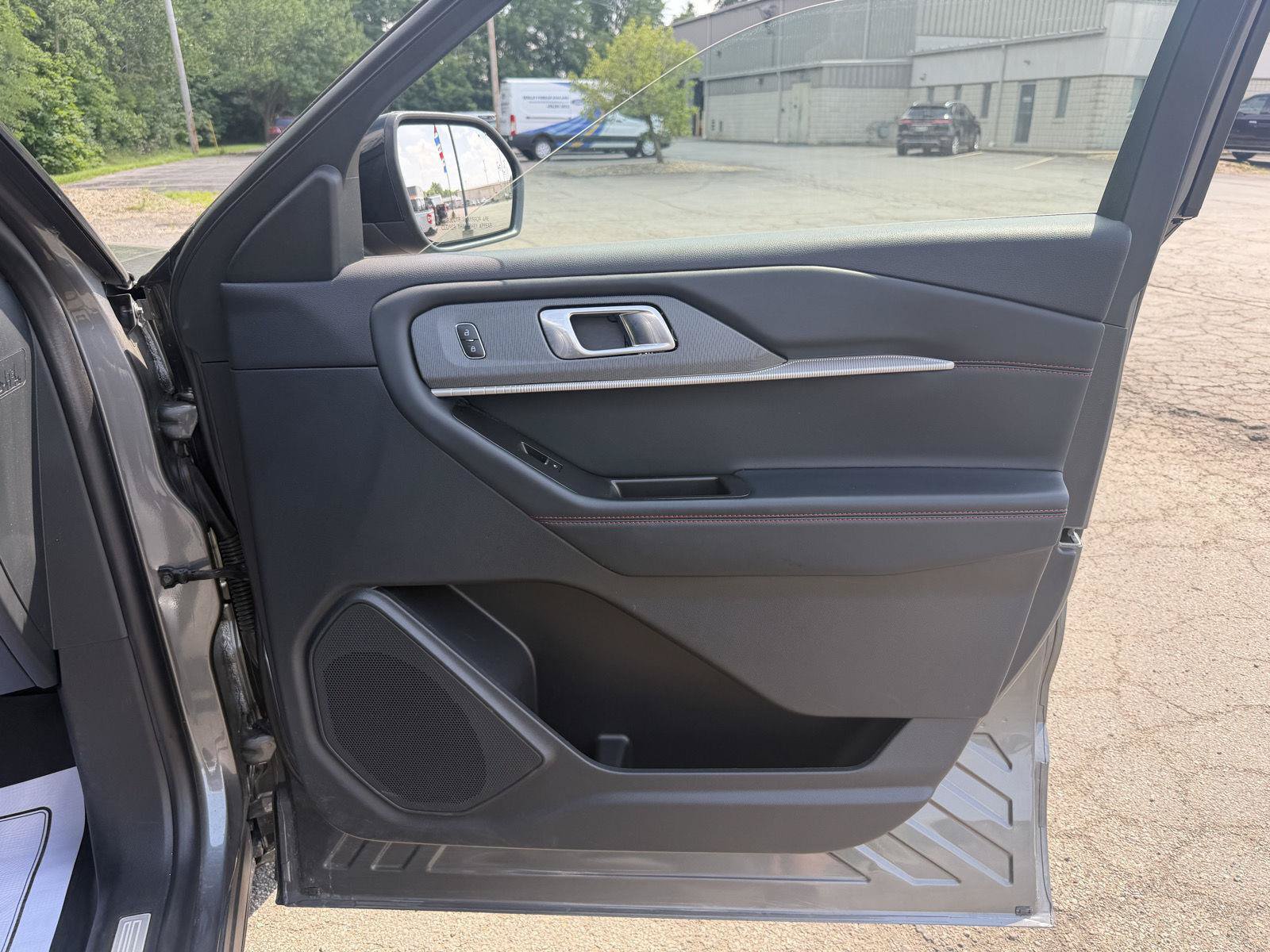 Certified 2026 Ford Explorer ST-Line AWD/4WD image 29