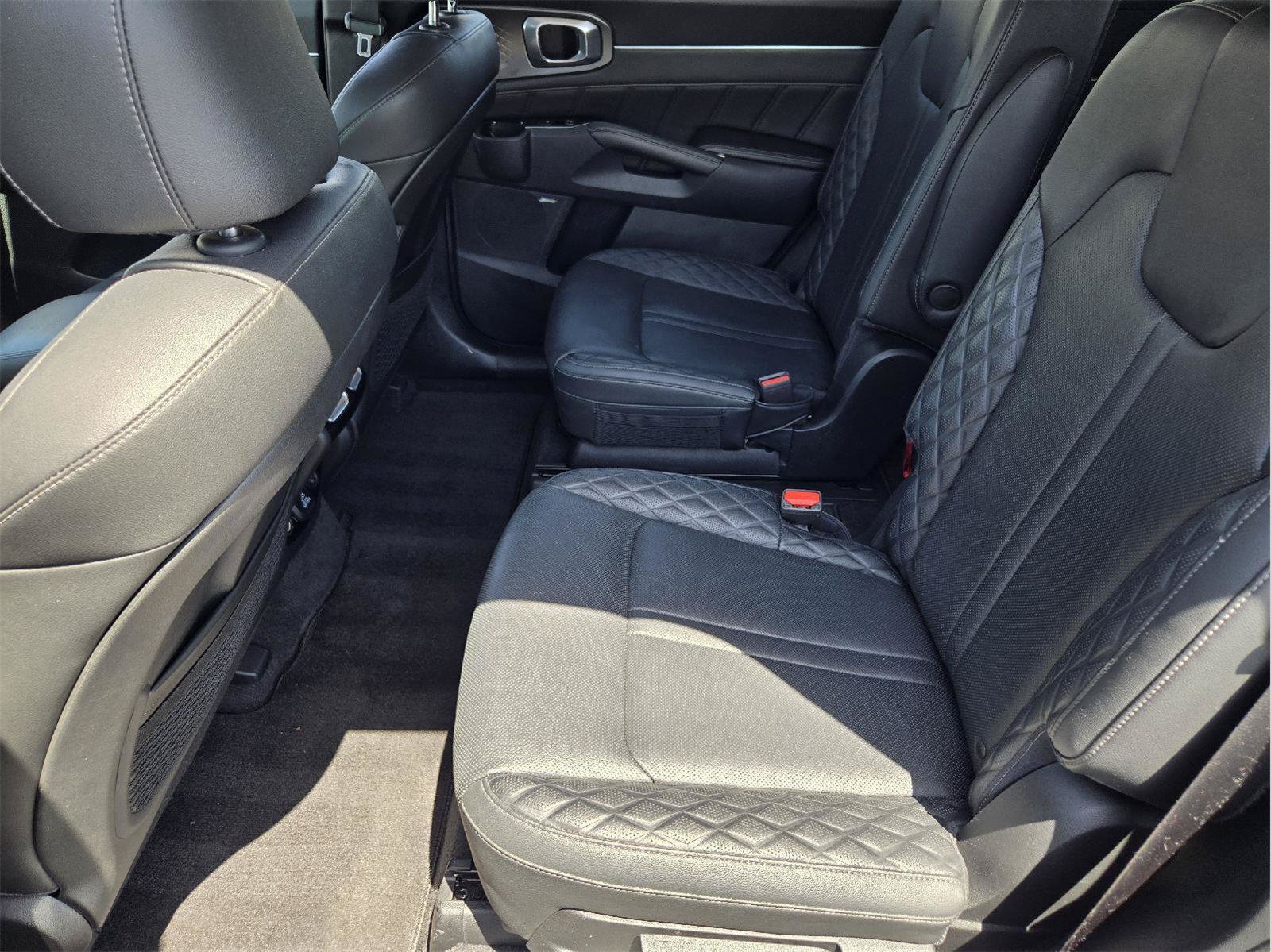 Used 2023 Kia Sorento SX AWD/4WD image 27