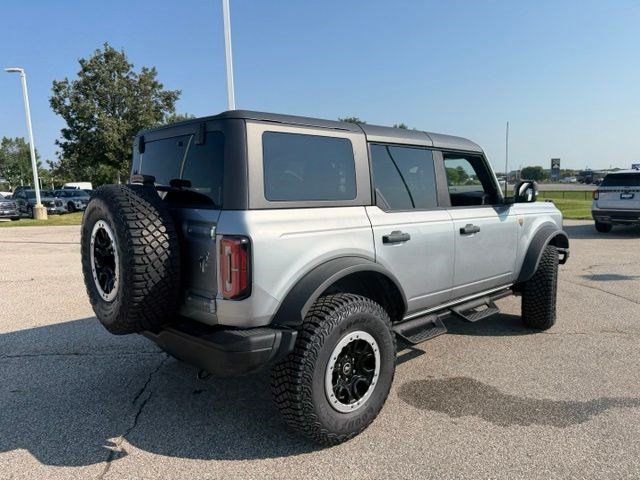 Certified 2023 Ford Bronco Badlands w/ Sasquatch Package AWD/4WD image 8