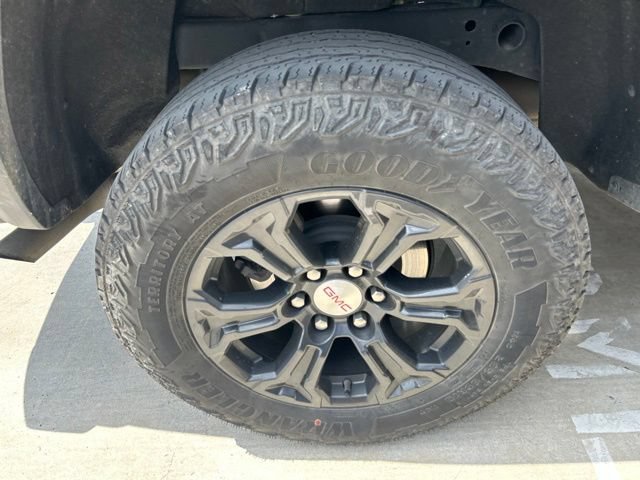 Used 2023 GMC Canyon Elevation w/ Convenience Package RWD image 8