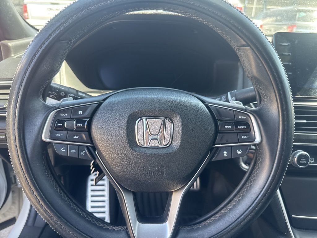Used 2018 Honda Accord Sport image 6