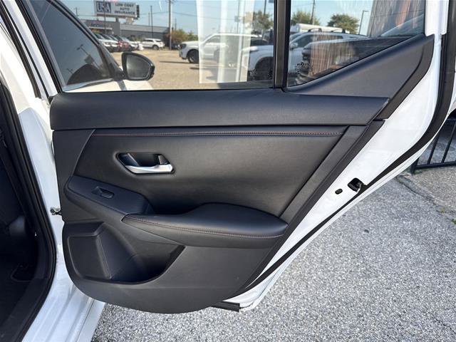 Used 2024 Nissan Sentra SR FWD image 22