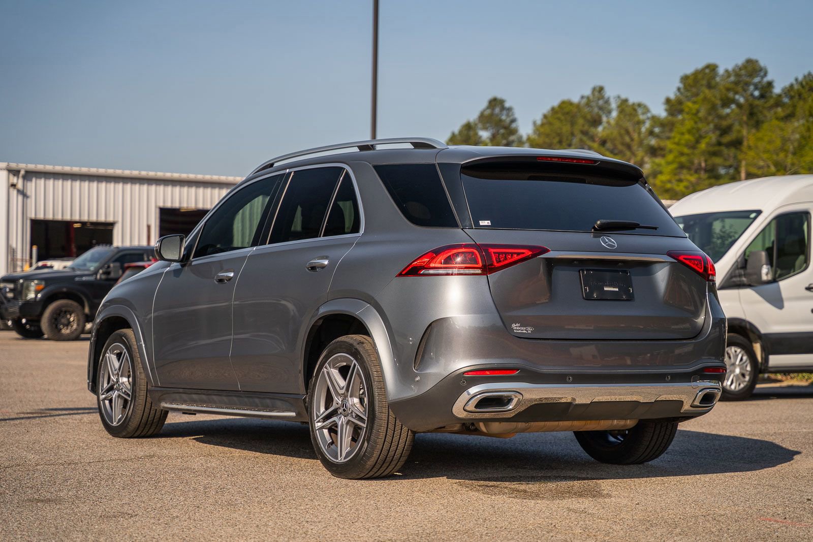 Used 2022 Mercedes-Benz GLE 350 image 3