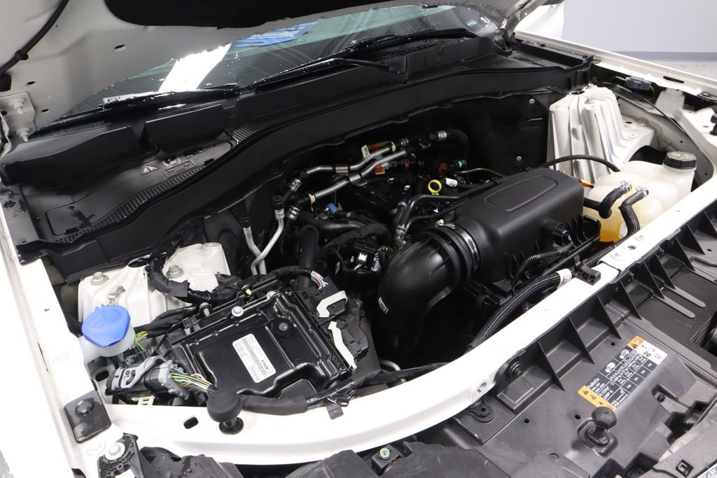 Certified 2023 Ford Explorer XLT w/ Equipment Group 202A AWD/4WD image 15