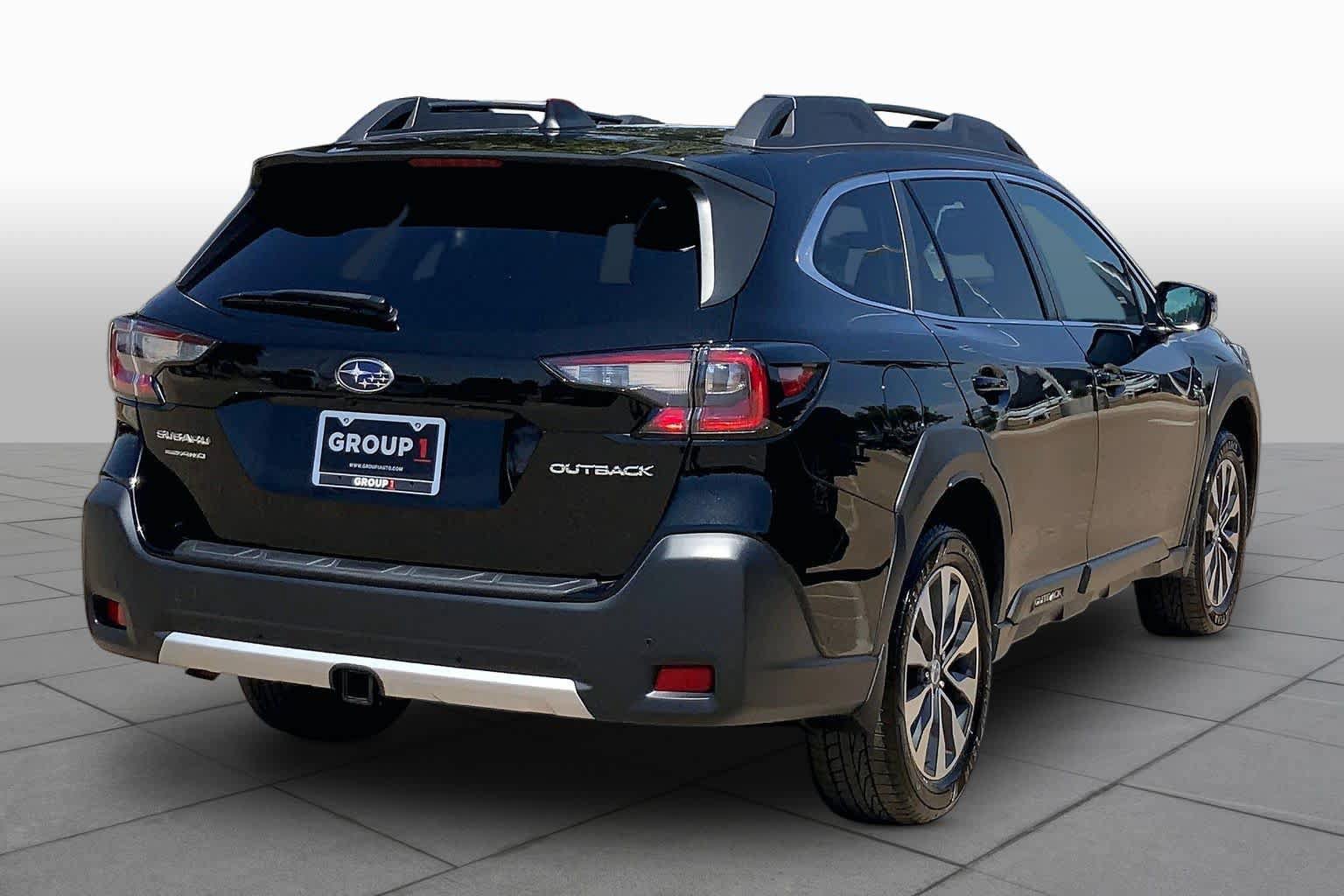 Used 2023 Subaru Outback Limited AWD/4WD image 13