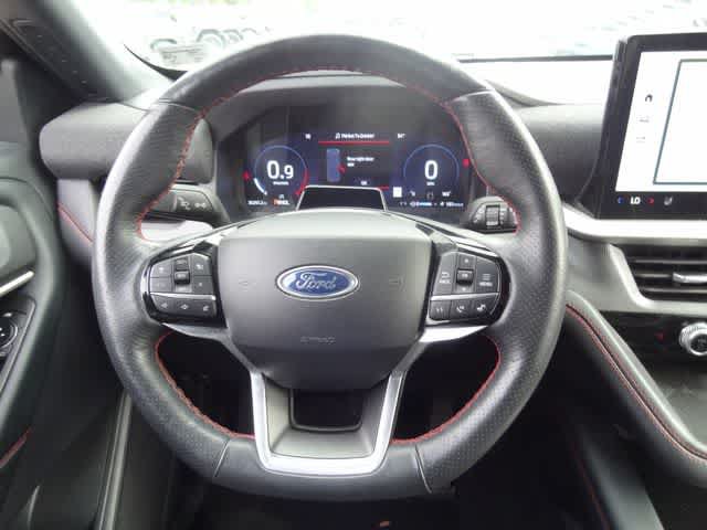 Certified 2025 Ford Explorer ST-Line AWD/4WD image 16