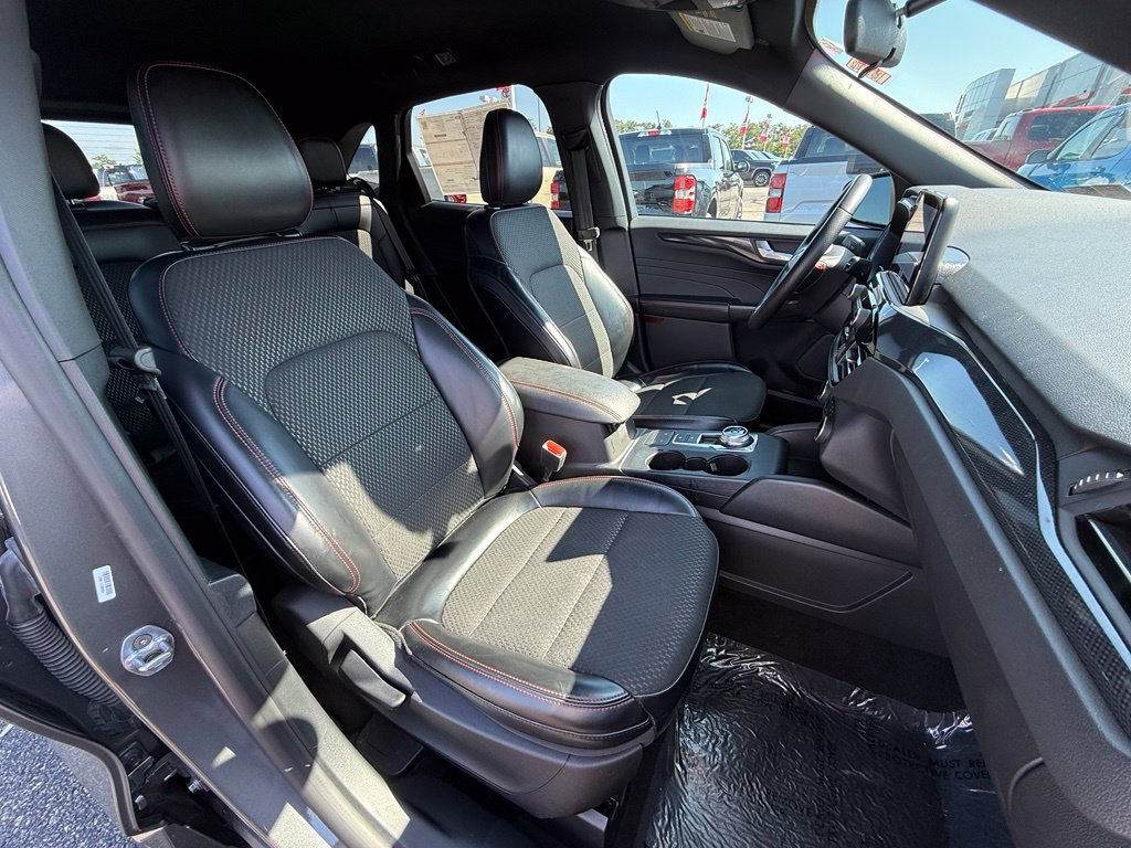 Certified 2024 Ford Escape ST-Line FWD image 22