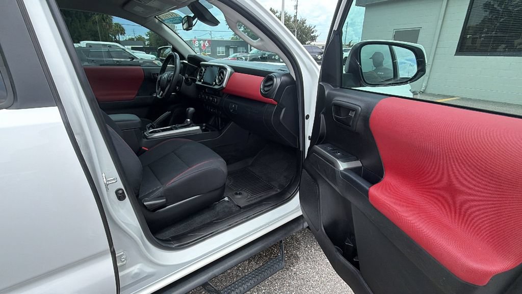 Used 2023 Toyota Tacoma SR5 w/ Technology Package AWD/4WD image 25