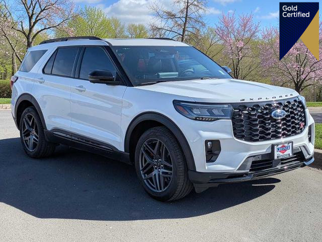 Certified 2025 Ford Explorer ST AWD/4WD image 1