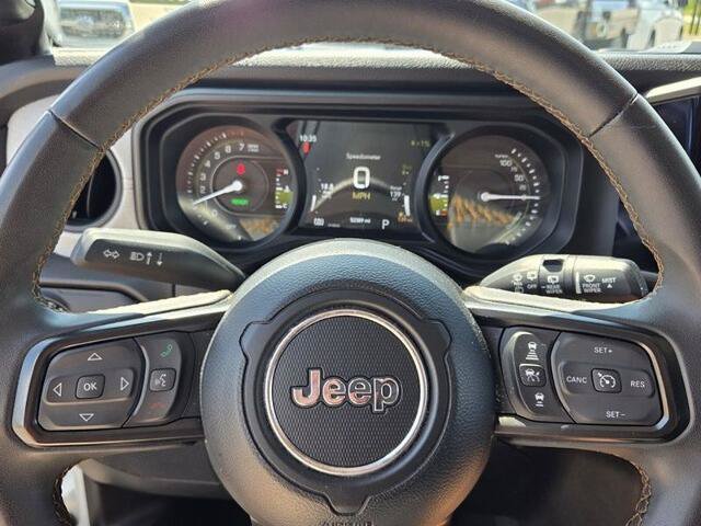 Used 2024 Jeep Wrangler Unlimited AWD/4WD image 25
