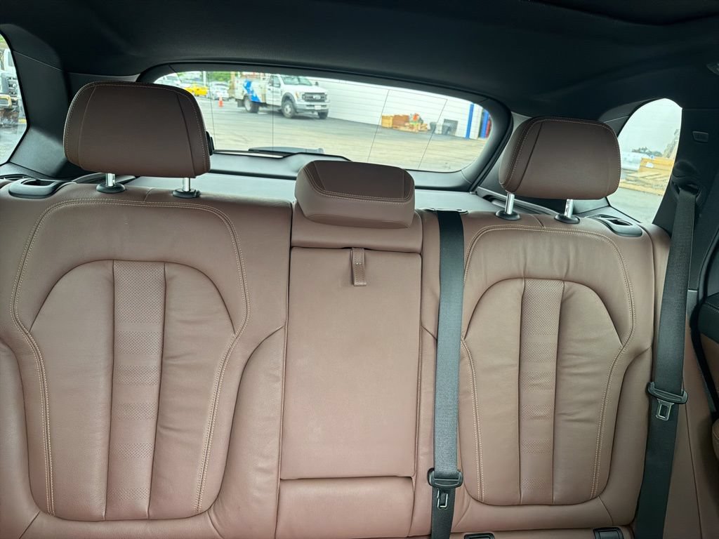 Used 2019 BMW X5 xDrive40i w/ Convenience Package AWD/4WD image 44