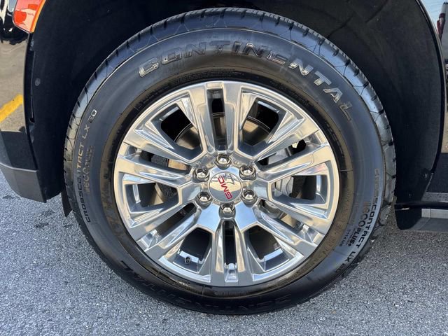 Used 2022 GMC Yukon XL Denali RWD image 9