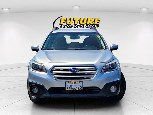 Used 2017 Subaru Outback 2.5i Premium AWD/4WD image 2