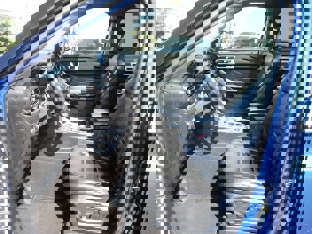 Certified 2022 Ford Explorer XLT w/ Equipment Group 202A image 12