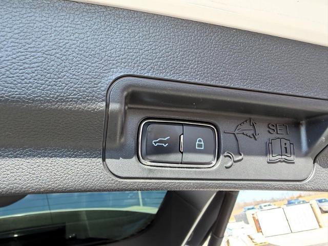 Certified 2023 Ford Explorer ST w/ Equipment Group 401A image 8