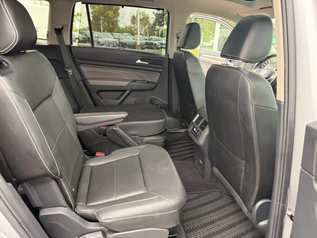 Used 2023 Volkswagen Atlas SEL AWD/4WD image 37