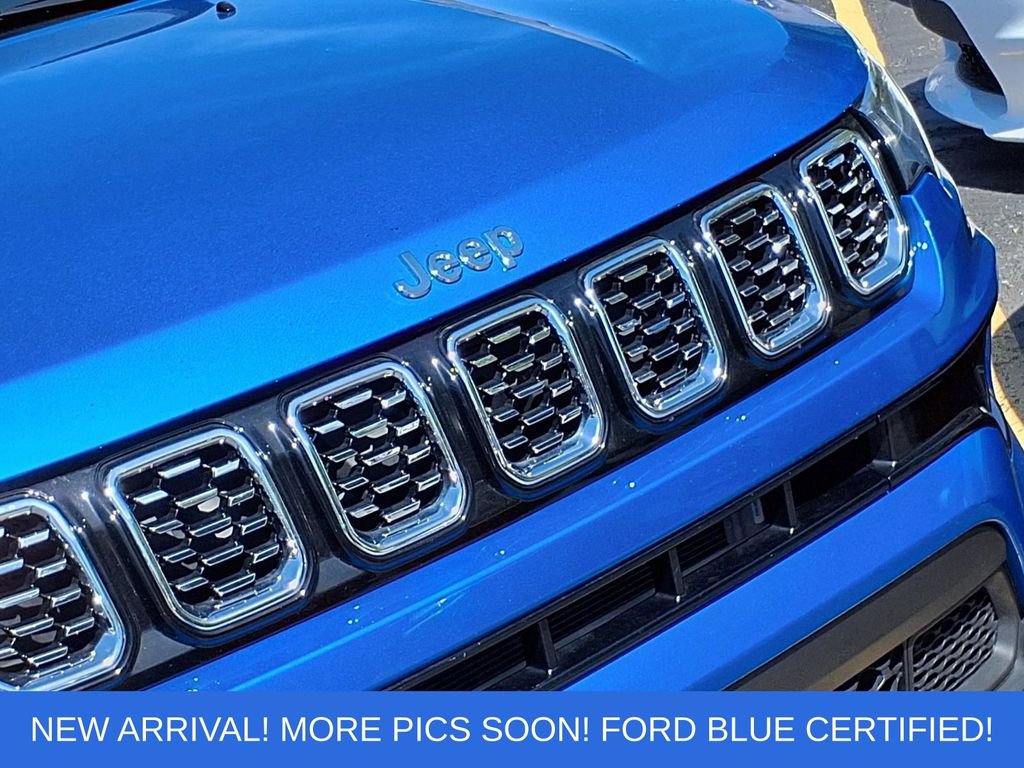 Used 2025 Jeep Compass Limited AWD/4WD image 29