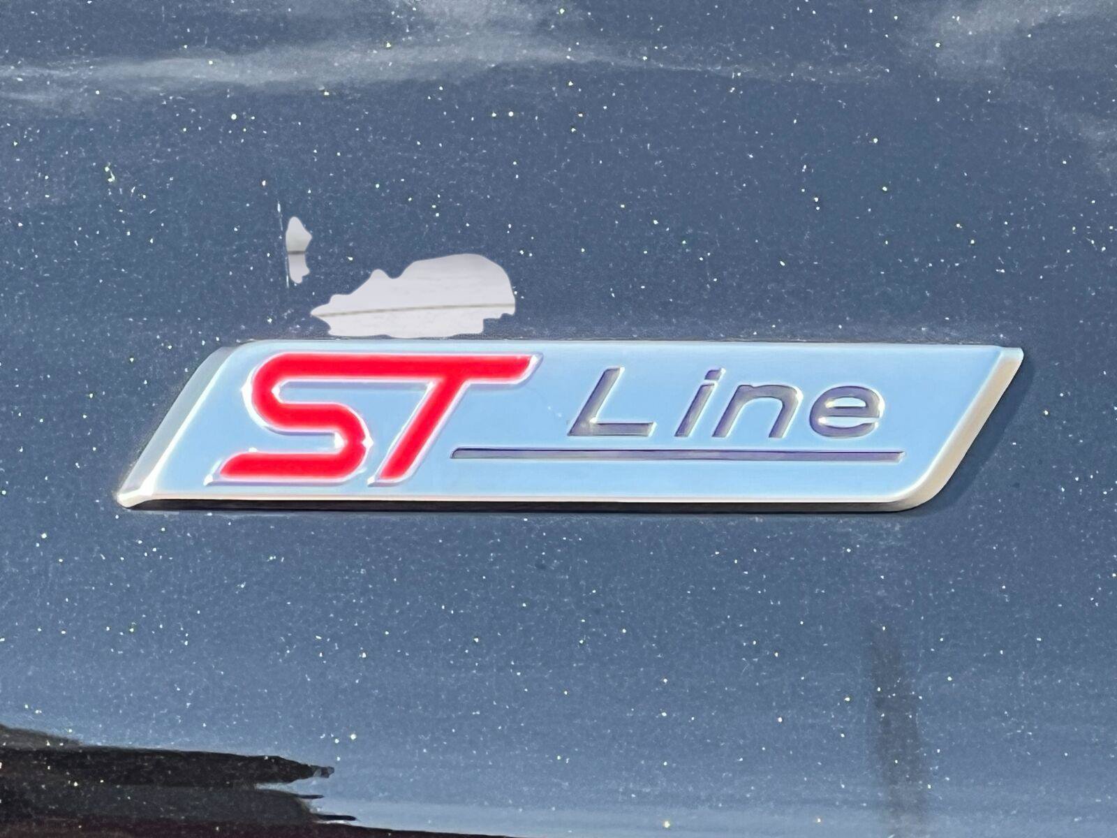 Certified 2026 Ford Explorer ST-Line w/ ST-Line Street Pack RWD image 33