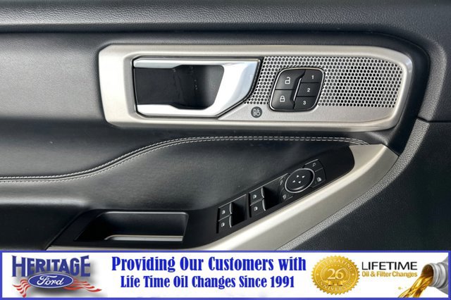 Certified 2022 Ford Explorer Limited w/ Equipment Group 301A image 11