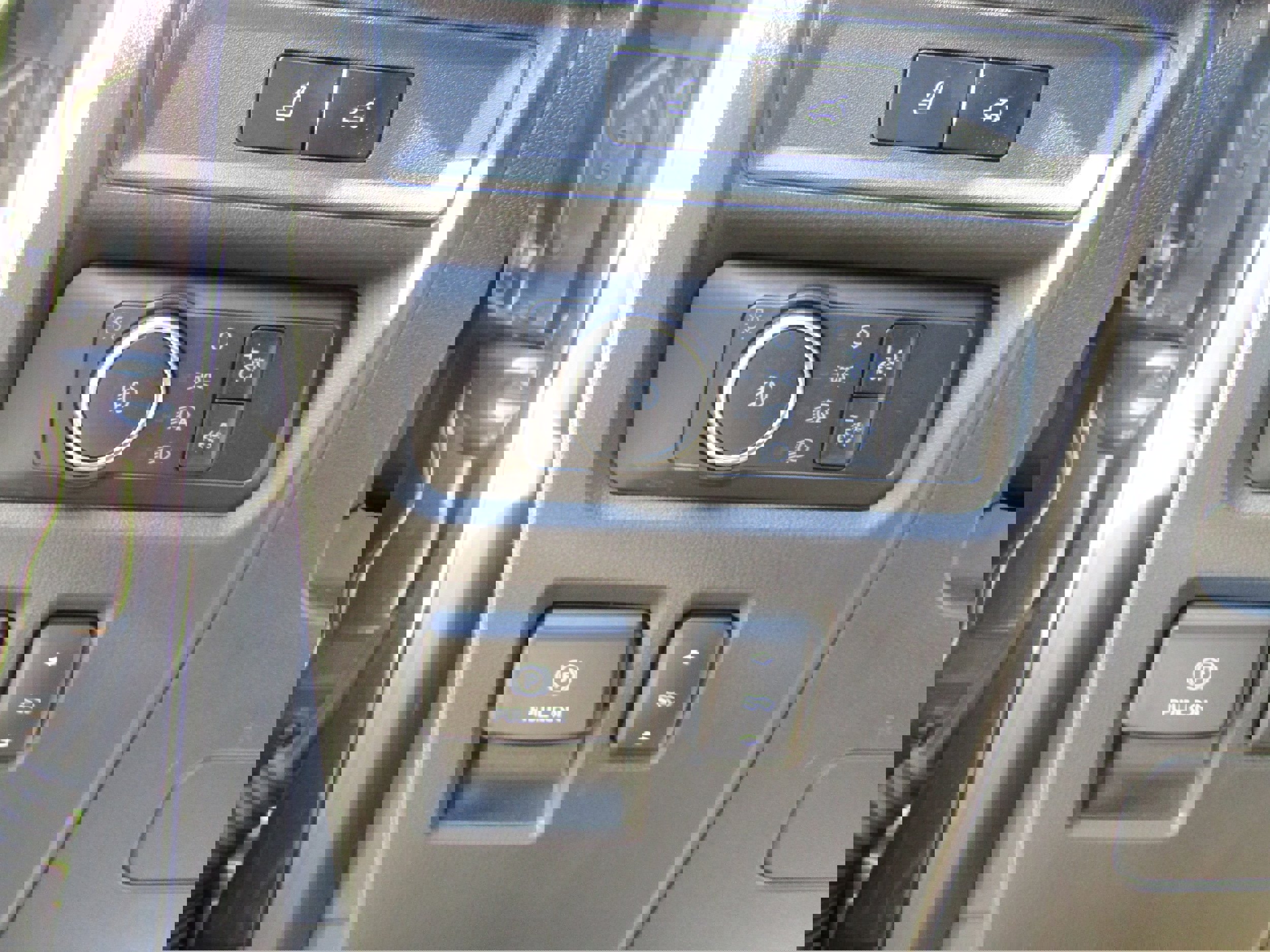 Certified 2023 Ford Expedition Limited image 24