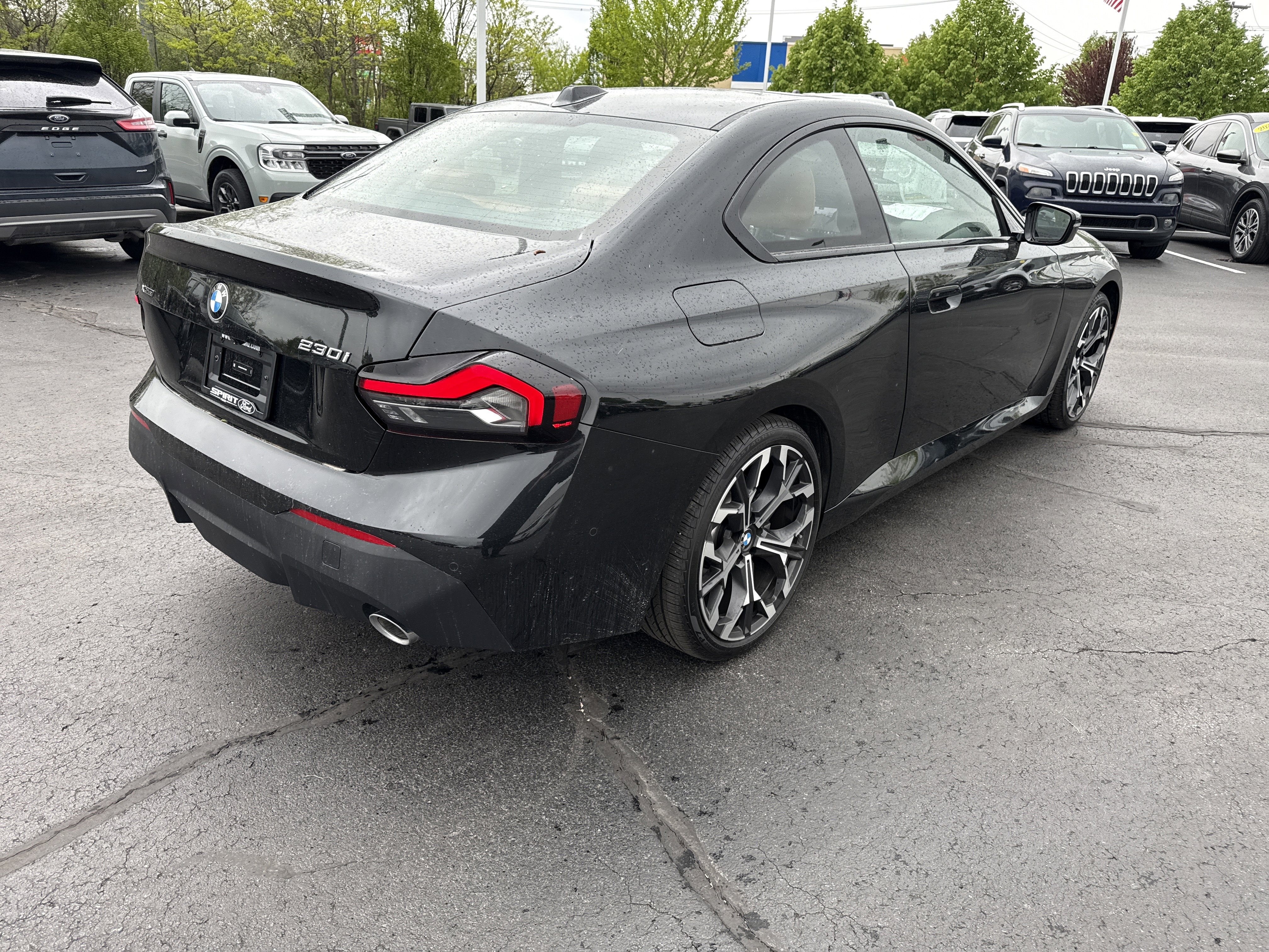 Used 2025 BMW 230i xDrive Coupe w/ Convenience Package AWD/4WD image 9
