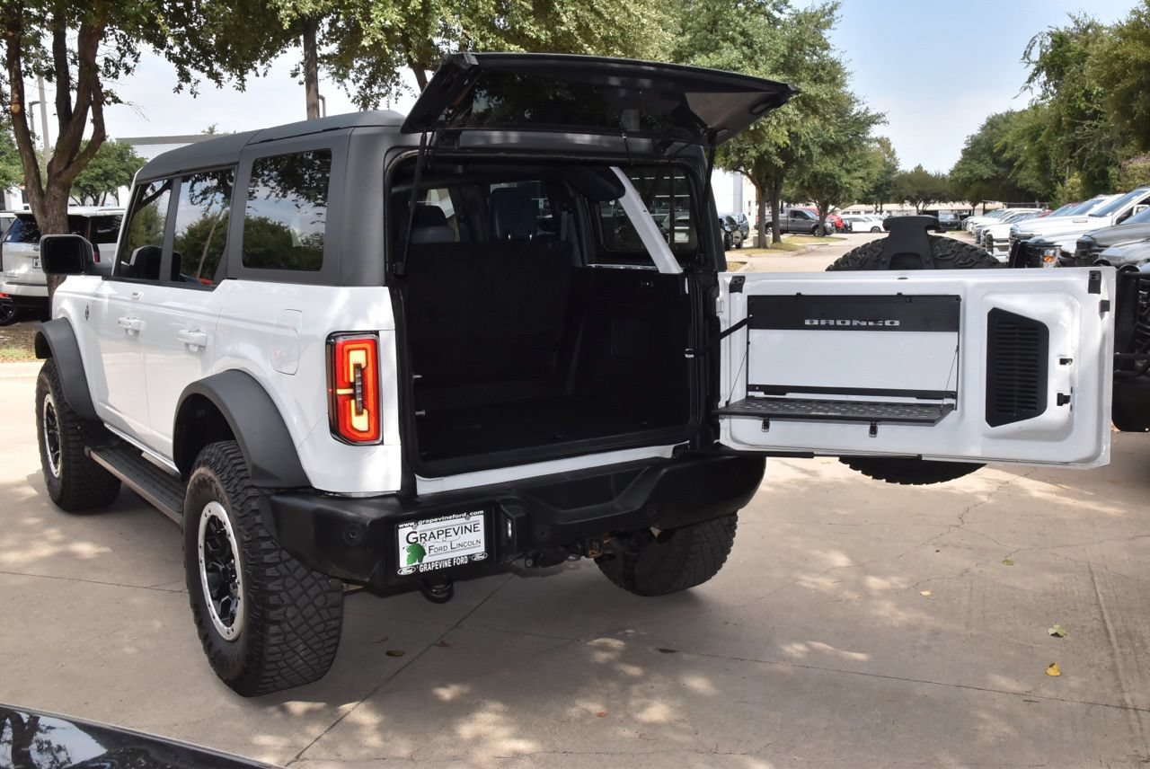 Certified 2023 Ford Bronco Outer Banks w/ Sasquatch Package AWD/4WD image 43