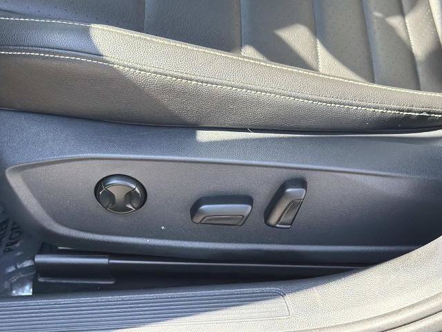 Used 2024 Volkswagen Jetta SE FWD image 20