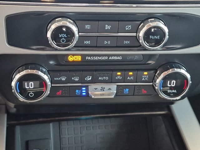Certified 2022 Ford F250 Lariat w/ Lariat Ultimate Package AWD/4WD image 26