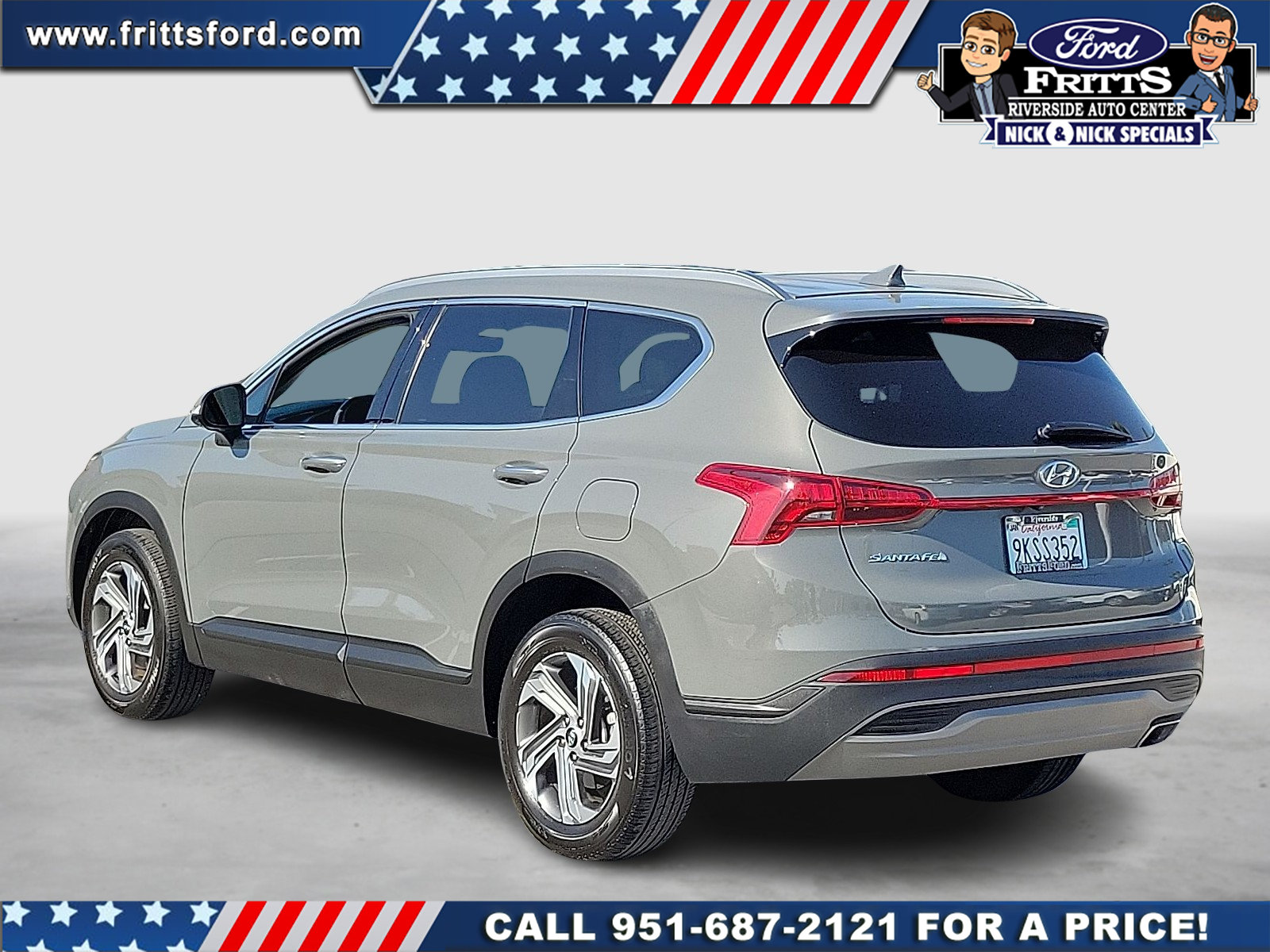 Used 2023 Hyundai Santa Fe SEL FWD image 3