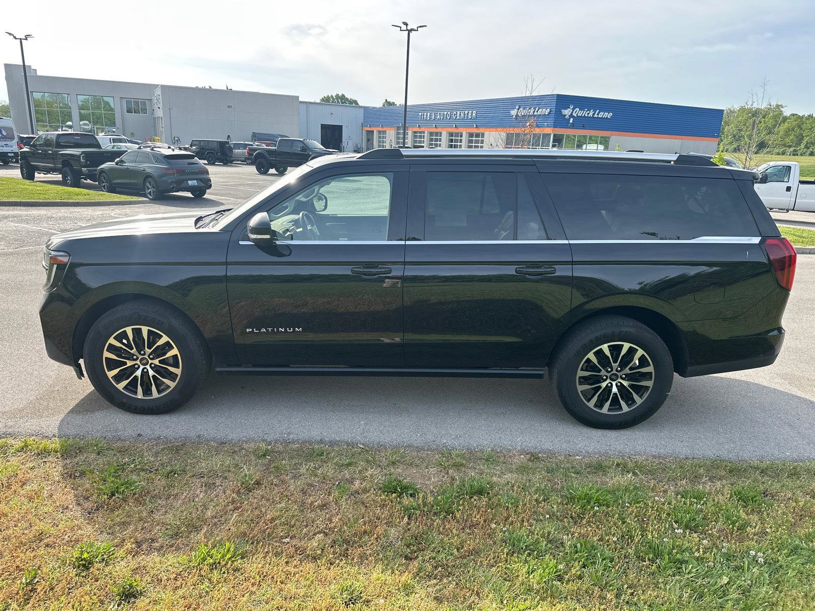 Certified 2025 Ford Expedition Max Platinum AWD/4WD image 14