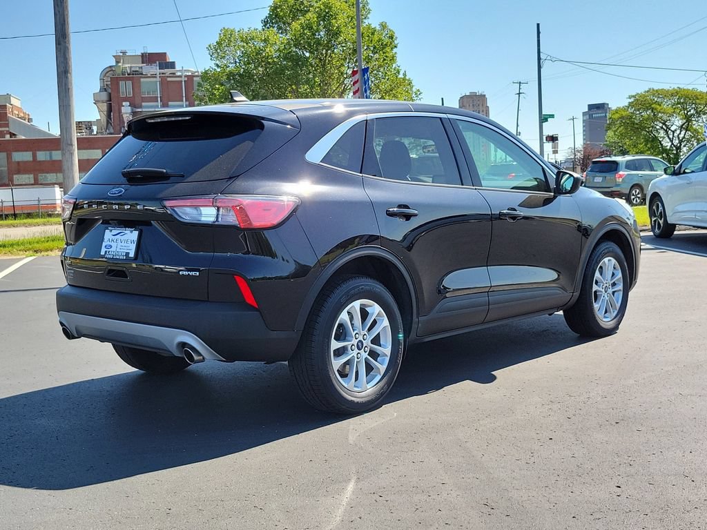 Certified 2022 Ford Escape SE w/ Cold Weather Package AWD/4WD image 3
