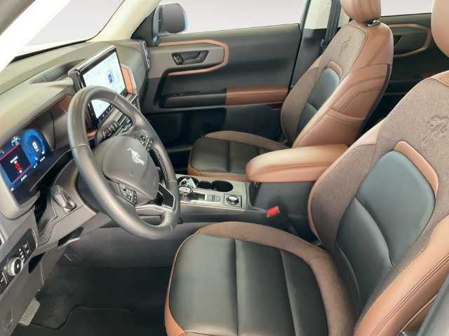 Certified 2025 Ford Bronco Sport Outer Banks AWD/4WD image 11