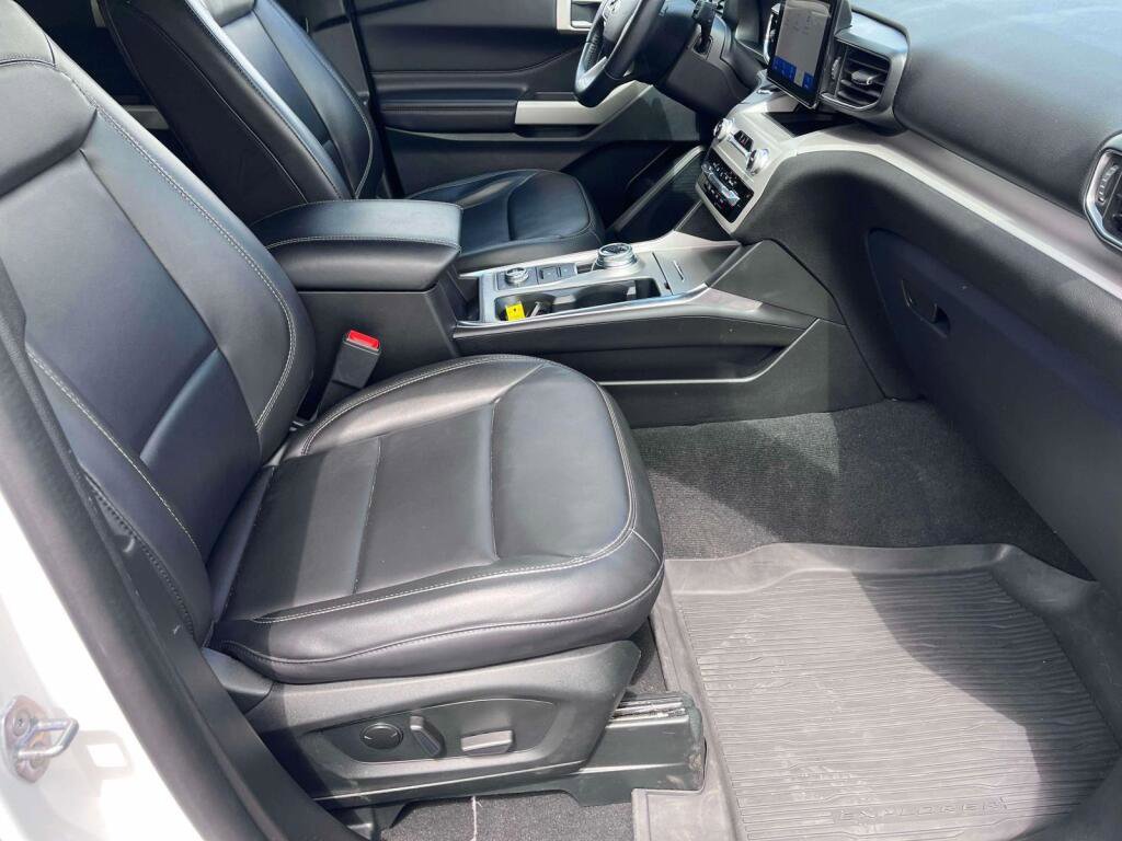 Certified 2023 Ford Explorer XLT AWD/4WD image 22