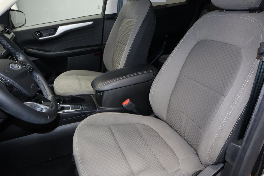 Certified 2022 Ford Escape SE w/ Cold Weather Package image 26