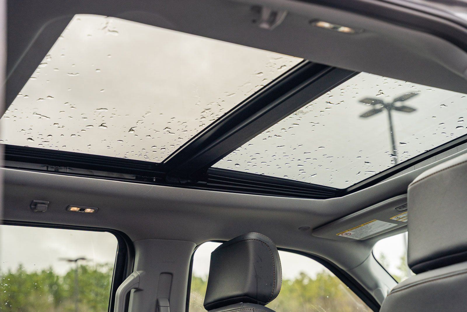 Certified 2025 Ford F250 Lariat w/ Black Appearance Package image 25