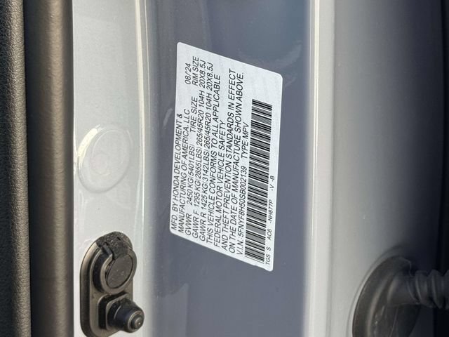Used 2025 Honda Passport EX-L image 32