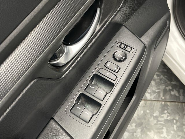 Used 2023 Honda CR-V LX image 7